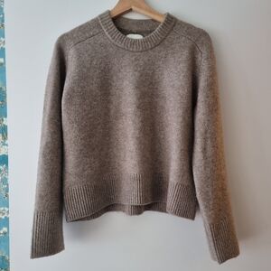 Abercrombie & Fitch Madeline crew neck sweater